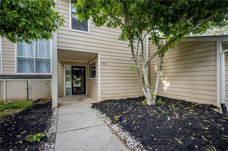 Image for property 1924 Variations Drive, Atlanta, GA 30329