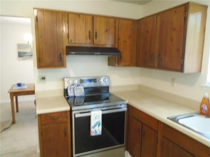 Image for property 1084 Forest Path, Stone Mountain, GA 30088