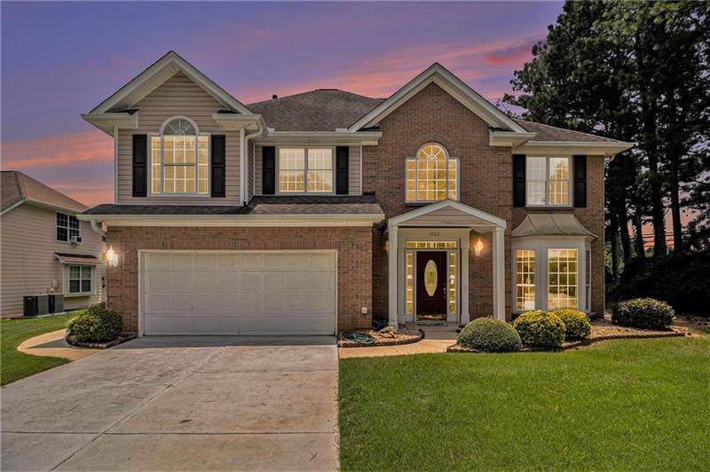 Image for property 1900 Green Oak Circle, Lawrenceville, GA 30043