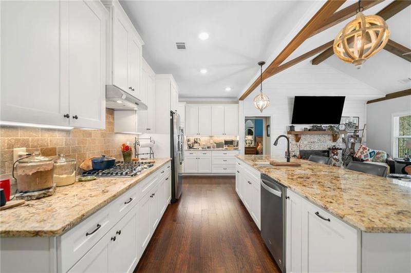 Image for property 517 Amber Stone, Waleska, GA 30183