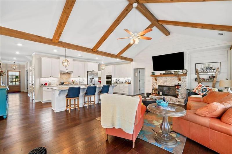 Image for property 517 Amber Stone, Waleska, GA 30183