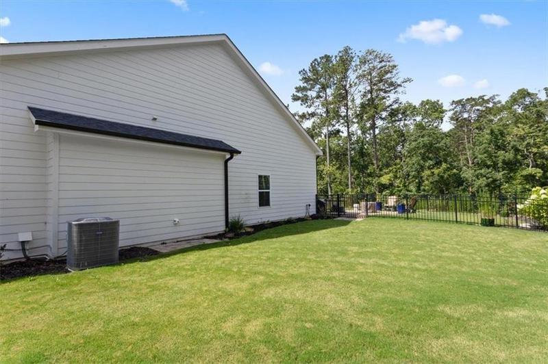 Image for property 517 Amber Stone, Waleska, GA 30183