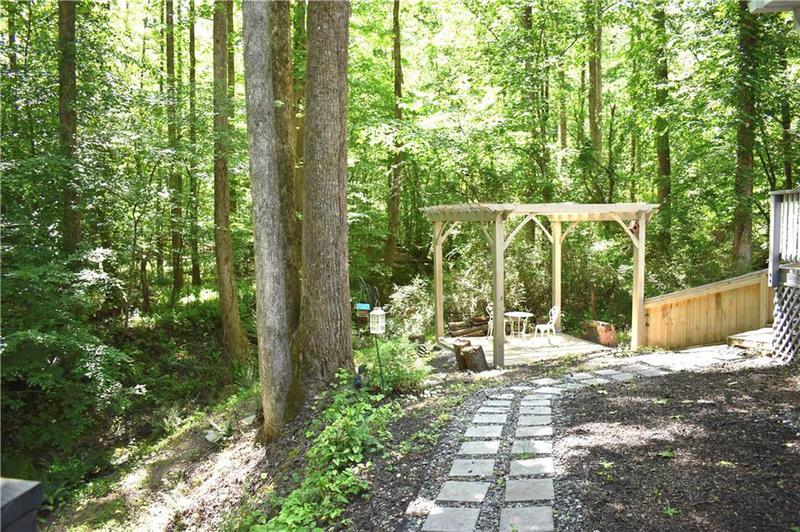 Image for property 173 Mountainside Drive, Dawsonville, GA 30534