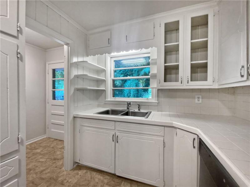 Image for property 128 Club Drive, Stockbridge, GA 30281