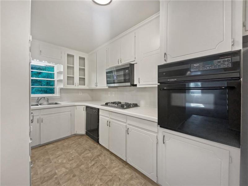 Image for property 128 Club Drive, Stockbridge, GA 30281