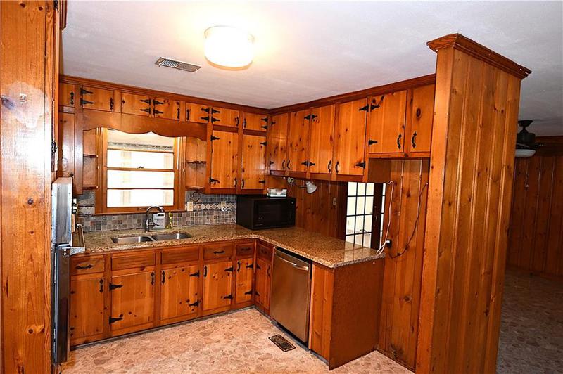 Image for property 412 Camp Circle, Dallas, GA 30132