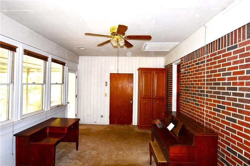 Image for property 412 Camp Circle, Dallas, GA 30132
