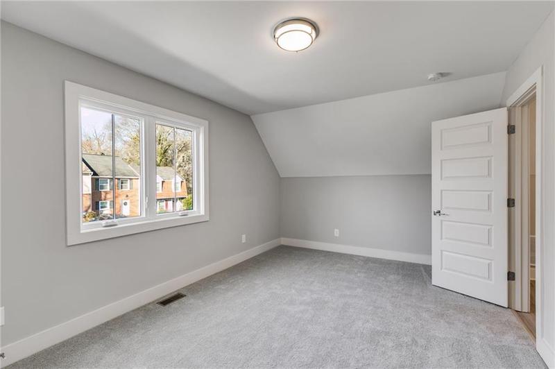 Image for property 103 Wrenwood Lane, Carrollton, GA 30117