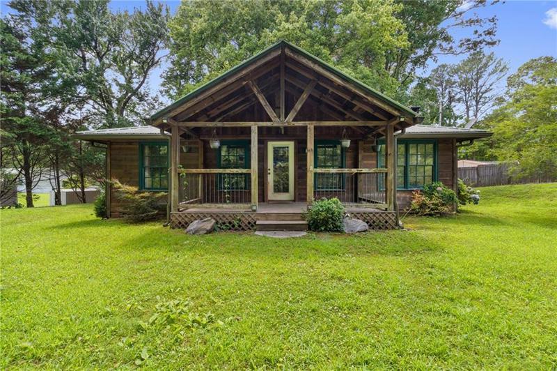 Image for property 11 Old Pleasant Valley Road, Talking Rock, GA 30175