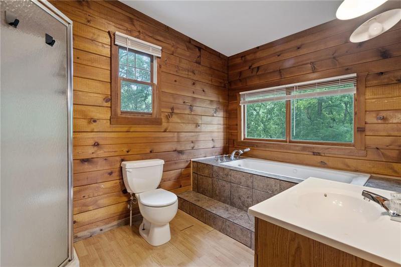 Image for property 11 Old Pleasant Valley Road, Talking Rock, GA 30175