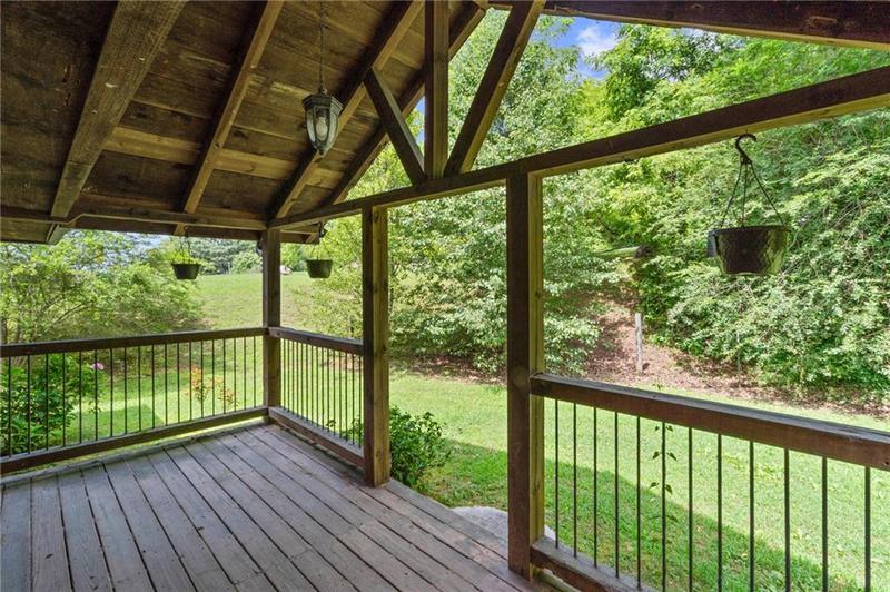 Image for property 11 Old Pleasant Valley Road, Talking Rock, GA 30175