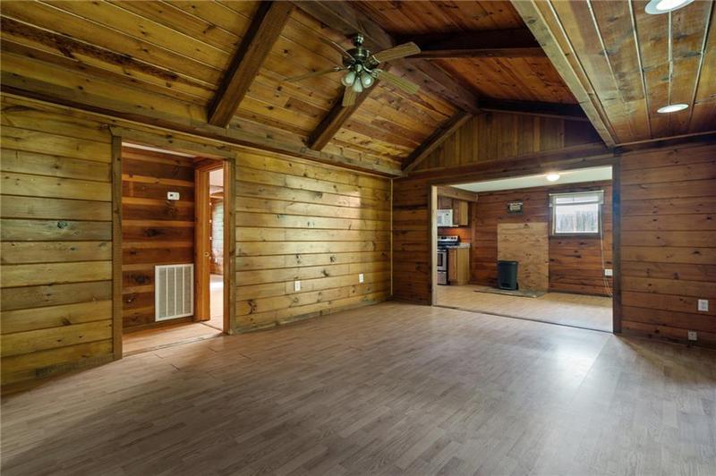 Image for property 11 Old Pleasant Valley Road, Talking Rock, GA 30175