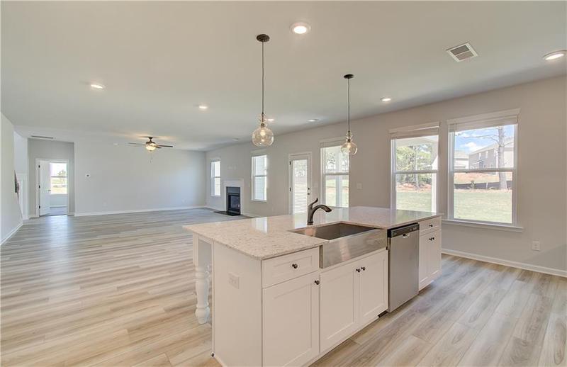 Image for property 443 Lothbury Avenue, Locust Grove, GA 30248