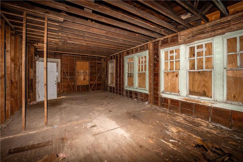 Image for property 418 Highland Avenue, Atlanta, GA 30307