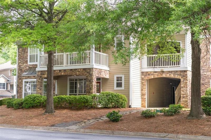 Image for property 311 Pembrooke Circle, Alpharetta, GA 30004