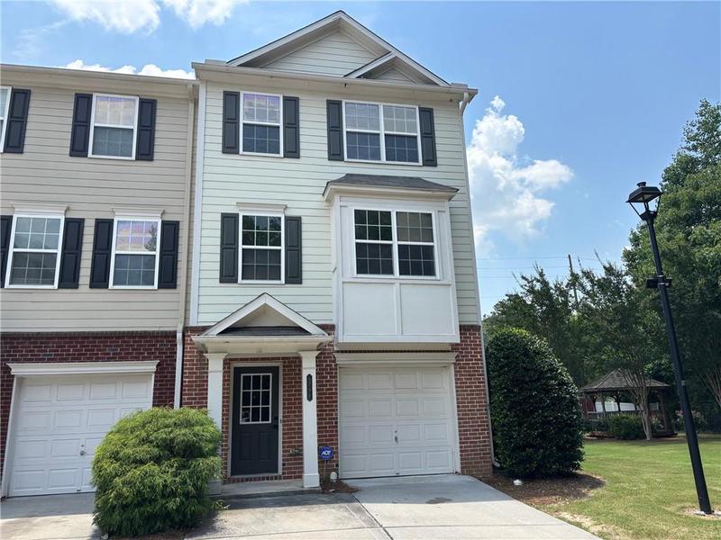 Image for property 6798 Blackstone Place 12, Mableton, GA 30126