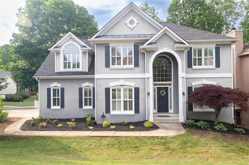 Image for property 200 Ridge Bluff Lane, Suwanee, GA 30024