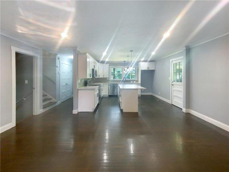 Image for property 2492 Brentwood Court, Decatur, GA 30032