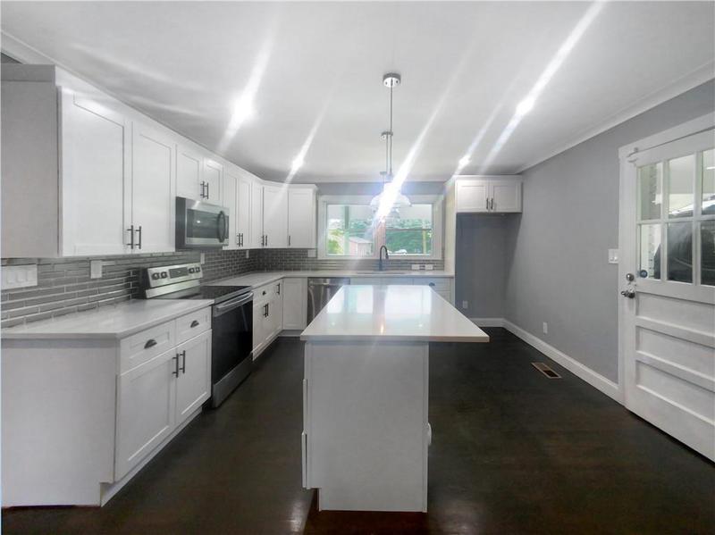 Image for property 2492 Brentwood Court, Decatur, GA 30032