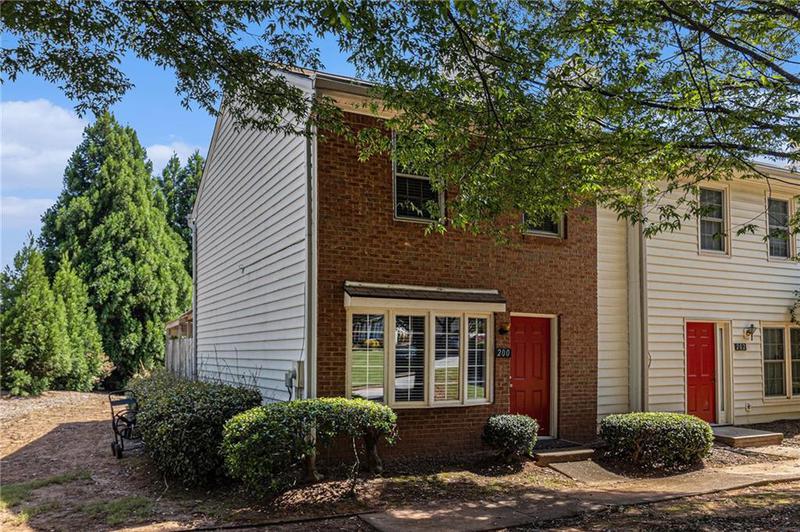 Image for property 200 Mill Creek Place, Roswell, GA 30076