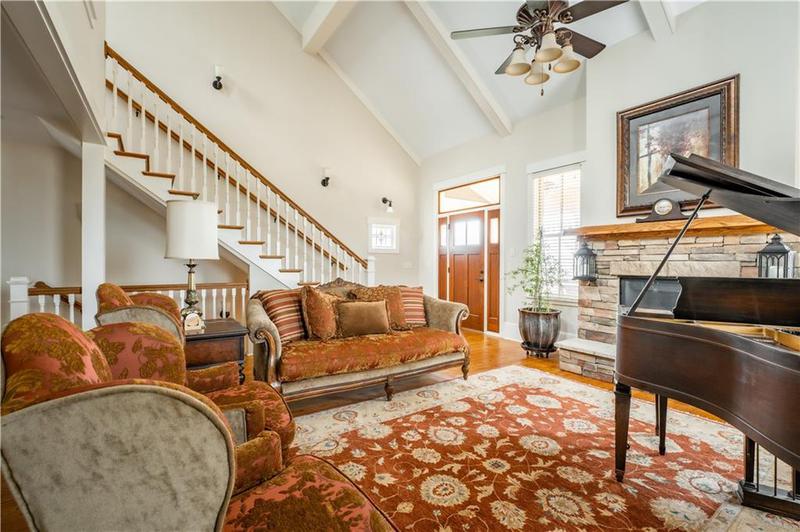 Image for property 227 Sky View Court, Newnan, GA 30265