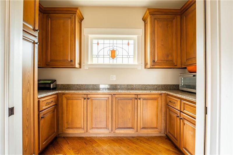 Image for property 227 Sky View Court, Newnan, GA 30265