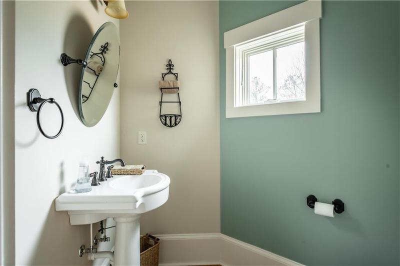 Image for property 227 Sky View Court, Newnan, GA 30265
