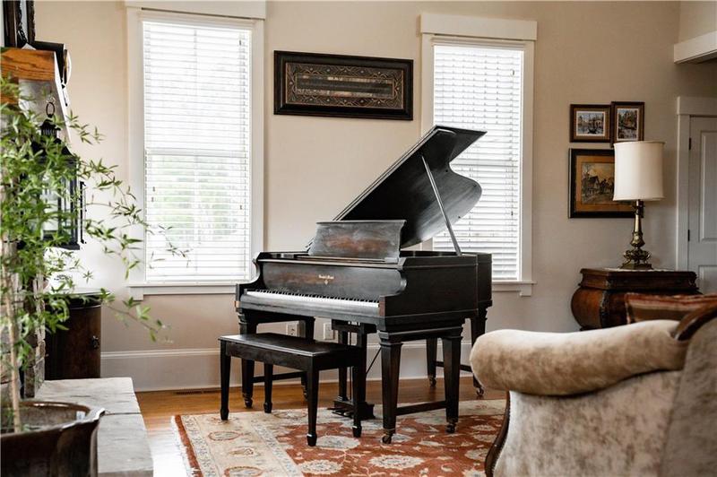 Image for property 227 Sky View Court, Newnan, GA 30265