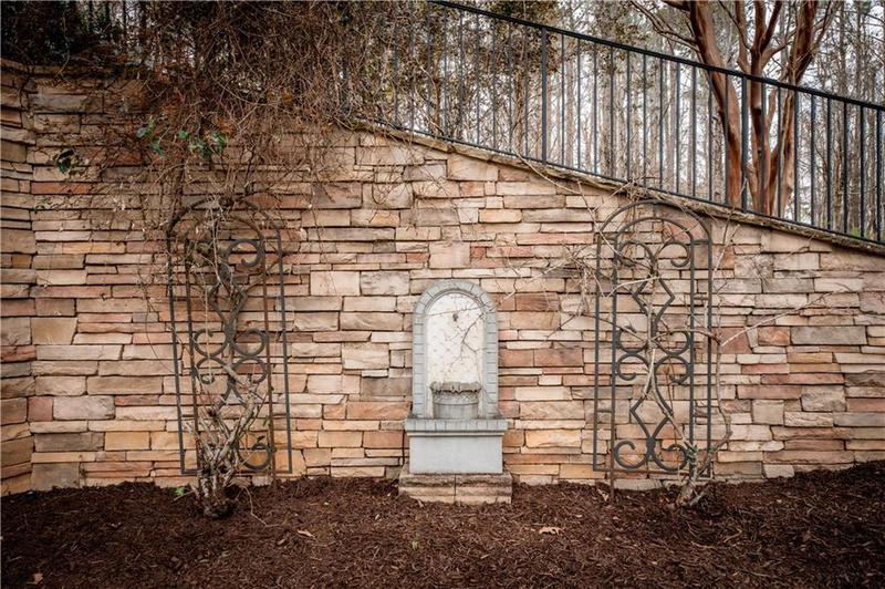 Image for property 227 Sky View Court, Newnan, GA 30265