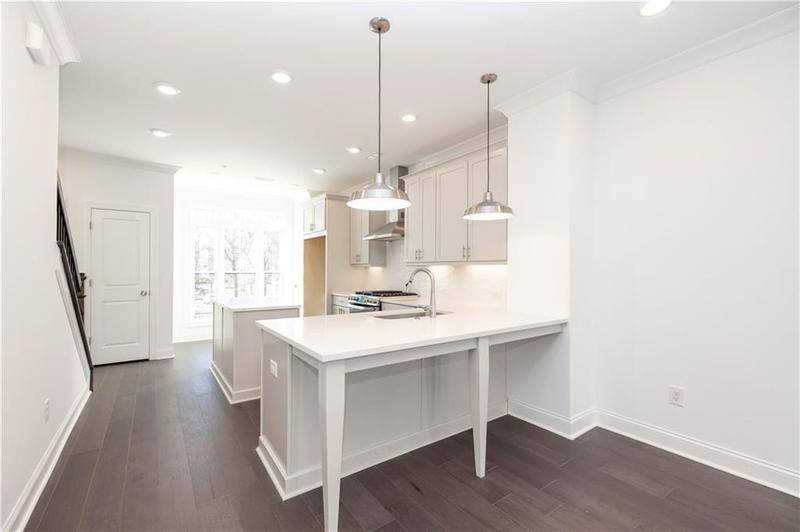 Image for property 352 Olmstead Way 28, Alpharetta, GA 30022