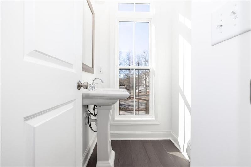 Image for property 352 Olmstead Way 28, Alpharetta, GA 30022