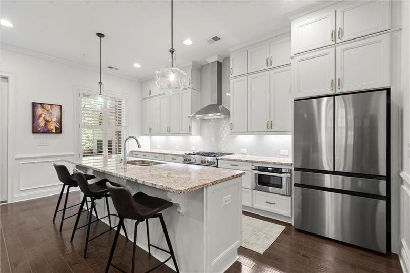 Image for property 420 Banbury Crossing, Alpharetta, GA 30009