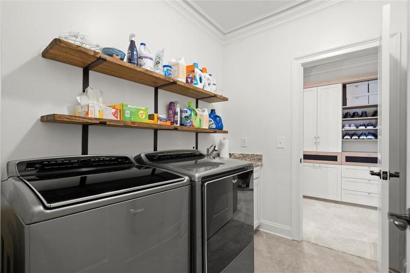 Image for property 420 Banbury Crossing, Alpharetta, GA 30009
