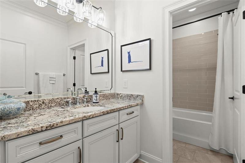 Image for property 420 Banbury Crossing, Alpharetta, GA 30009