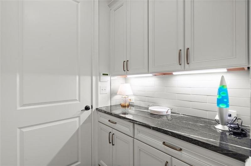 Image for property 420 Banbury Crossing, Alpharetta, GA 30009