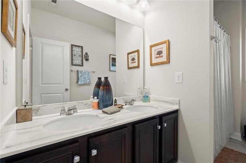 Image for property 4 RIDGEMONT Way, Cartersville, GA 30120