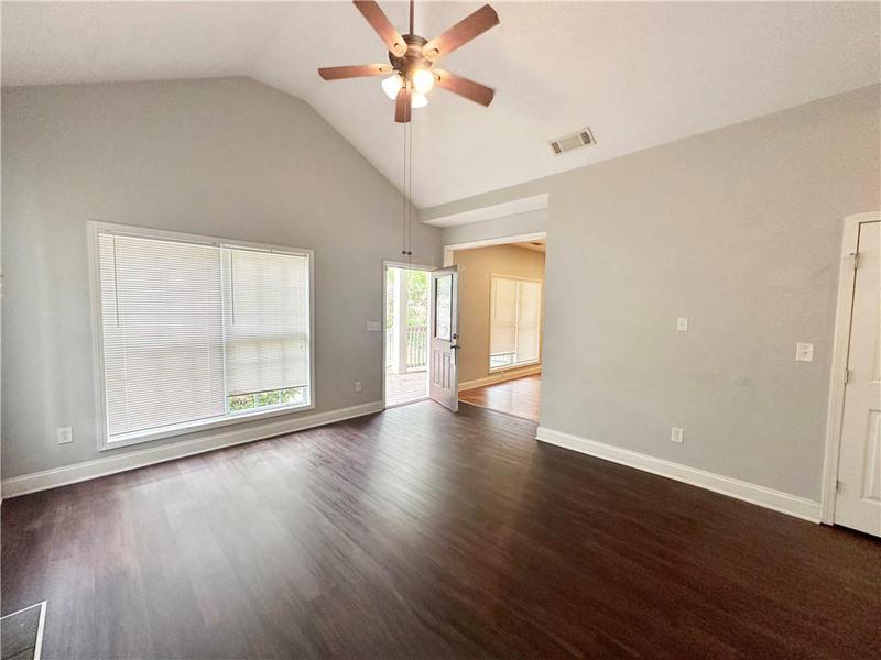 Image for property 1903 Chattahoochee Place, Atlanta, GA 30344