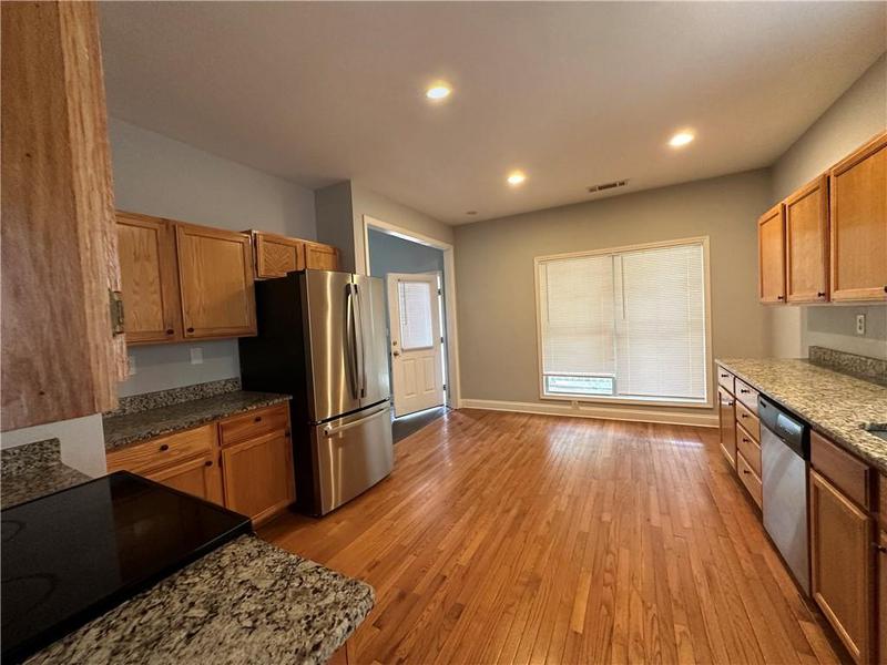 Image for property 1903 Chattahoochee Place, Atlanta, GA 30344