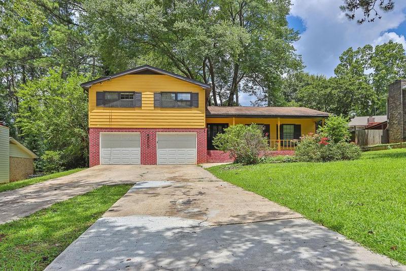 Image for property 4246 Rue Saint Michel, Stone Mountain, GA 30083