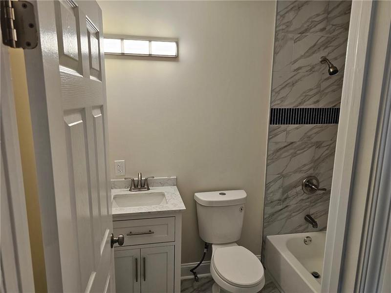 Image for property 5312 Westford Circle, Atlanta, GA 30349