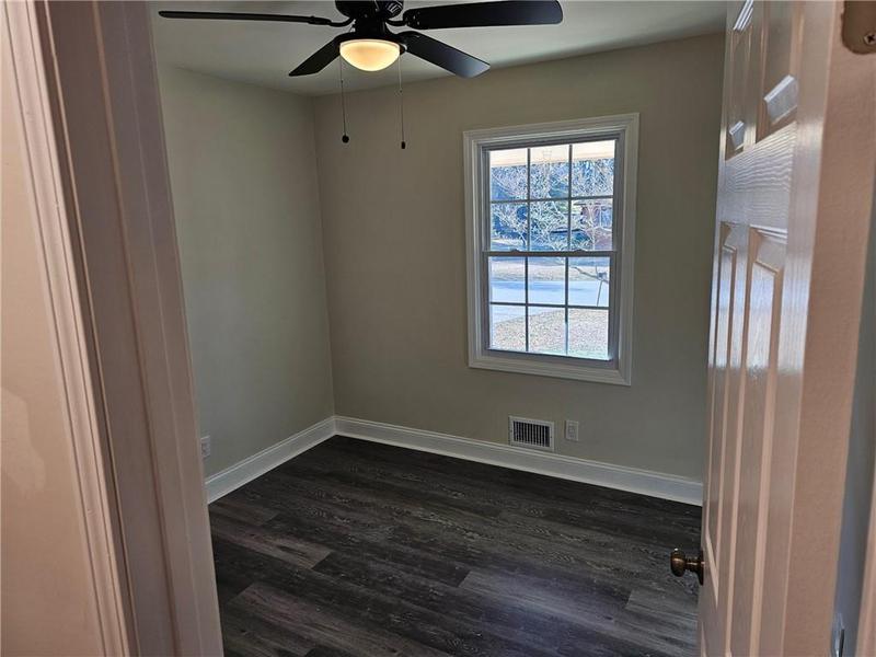 Image for property 5312 Westford Circle, Atlanta, GA 30349