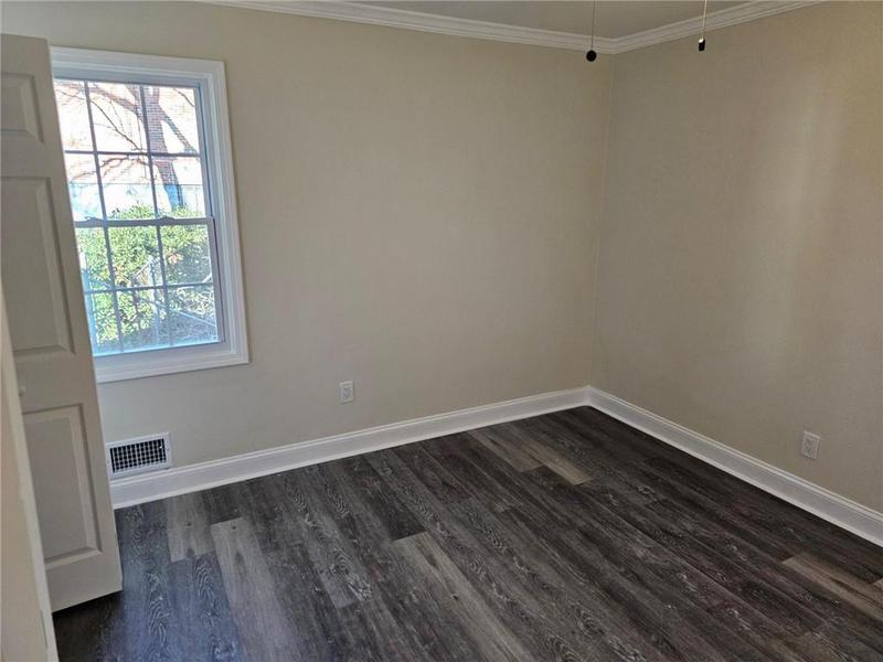 Image for property 5312 Westford Circle, Atlanta, GA 30349