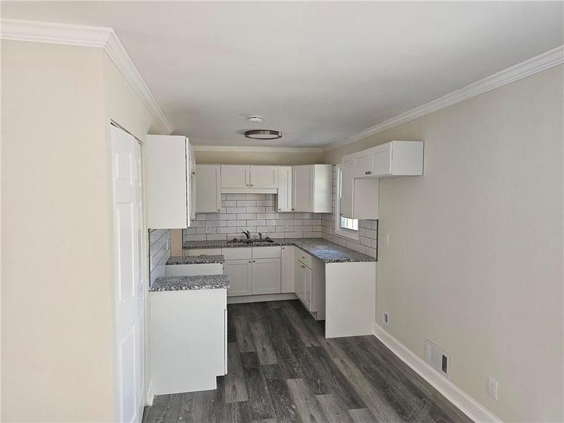 Image for property 5312 Westford Circle, Atlanta, GA 30349