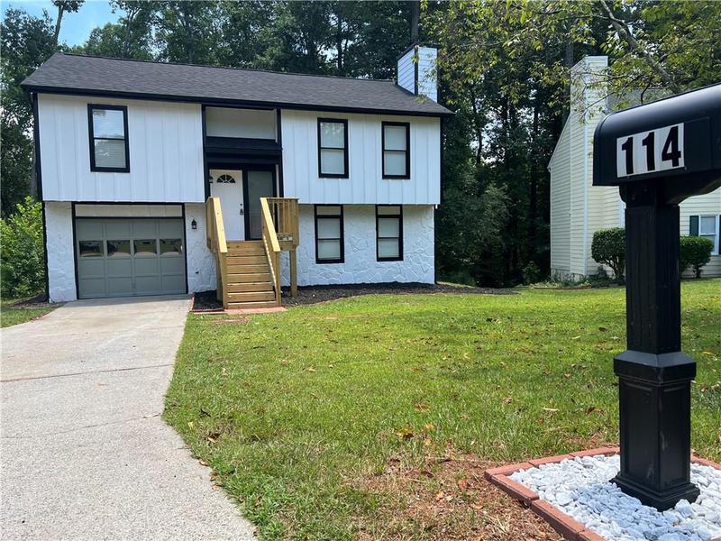 Image for property 114 Jousters Lane, Lawrenceville, GA 30044