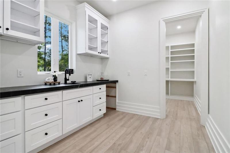 Image for property 7540 Crestline Drive, Dawsonville, GA 30534