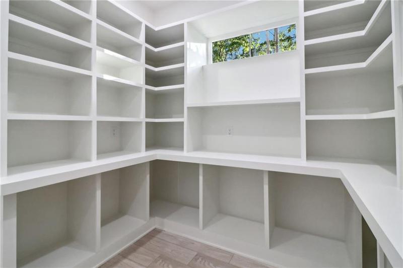 Image for property 7540 Crestline Drive, Dawsonville, GA 30534