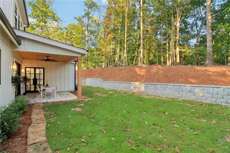 Image for property 7540 Crestline Drive, Dawsonville, GA 30534