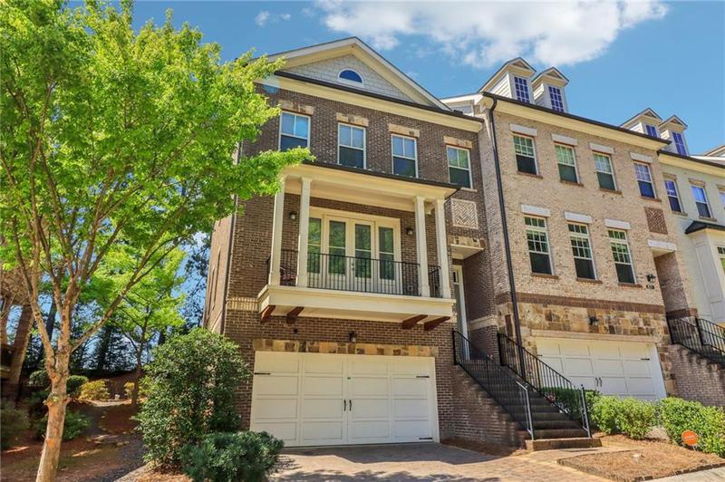 Image for property 823 Canterbury Overlook, Atlanta, GA 30324