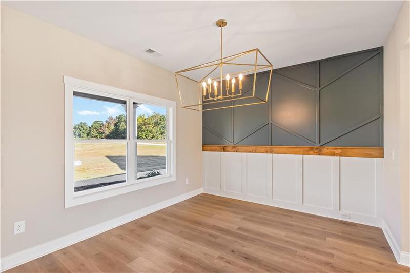 Image for property 106 Red Oak Lane, Carrollton, GA 30116