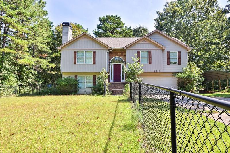 Image for property 3509 Looper Lake Road, Gainesville, GA 30506